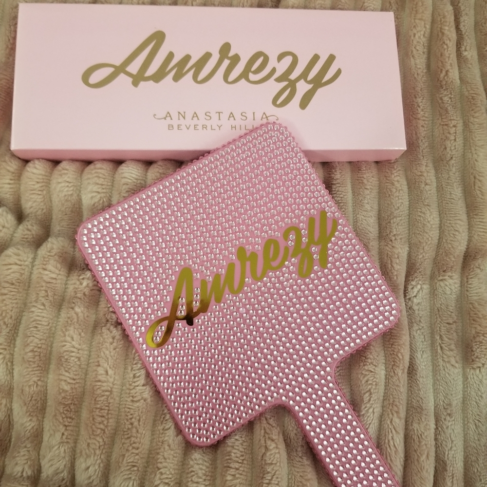 Anastasia Amrezy Palette and Mirror